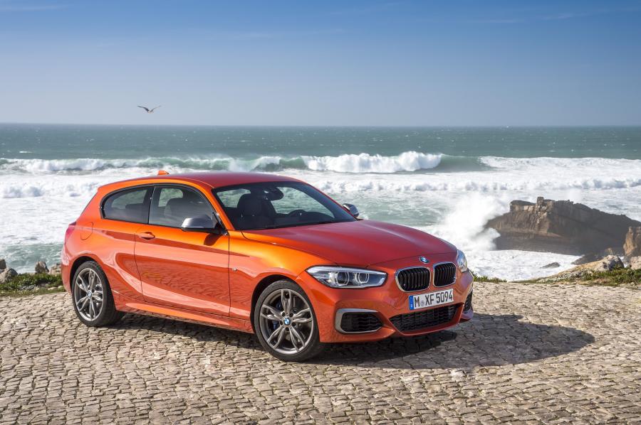  BMW M135i 3-Door 2015 года  (фото 9 из 35)